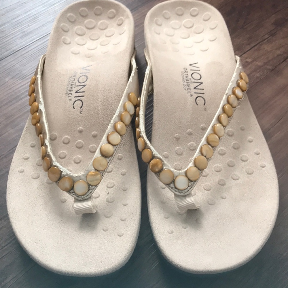 Vionic Sandals Size 8